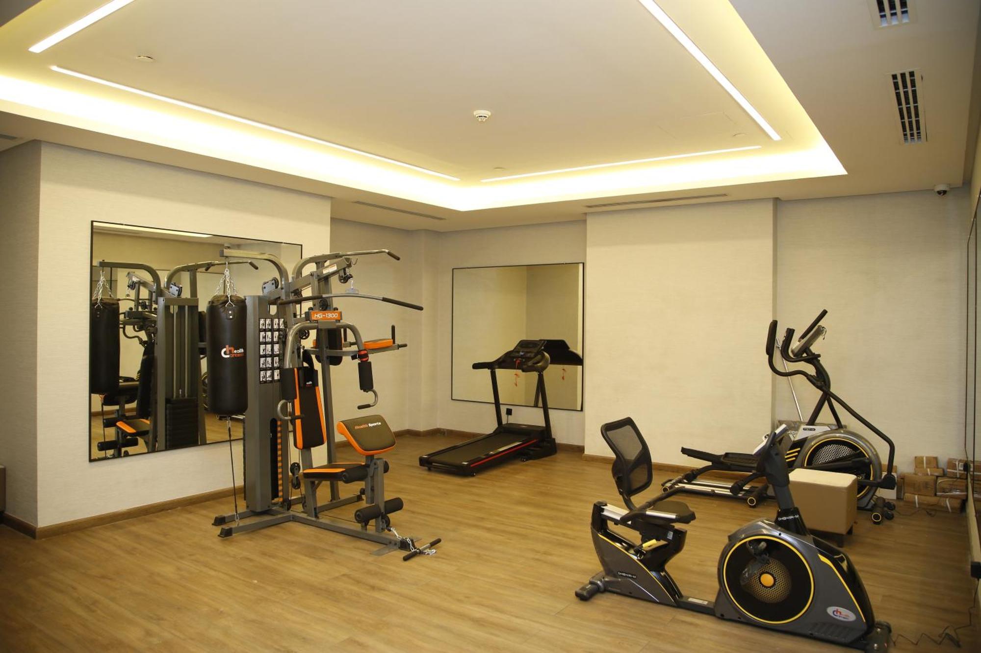 Hotel Maden Alrawda Medina Exterior foto The gym at the hotel